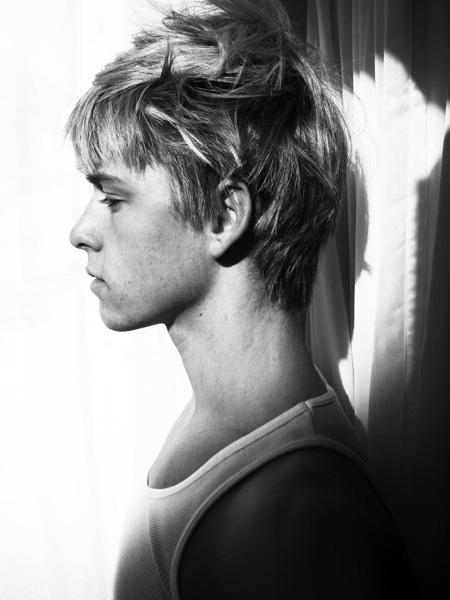 mitchhewer2.jpg